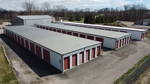 Gateway Storage - Edwardsville storage facility exterior view