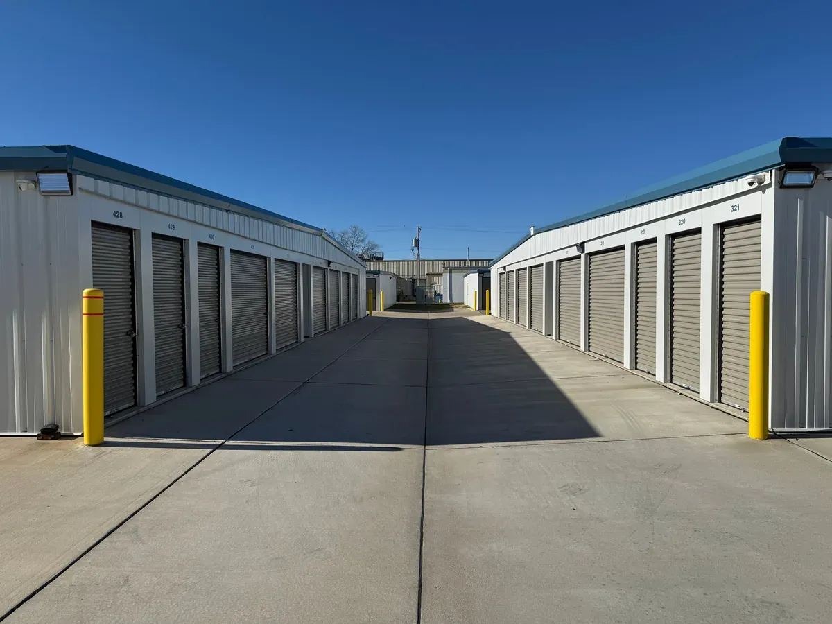 drive up exterior storage units