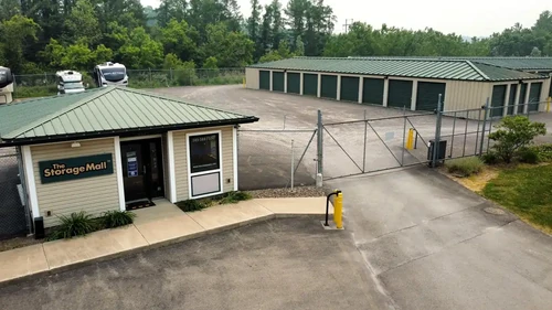 The Storage Mall - Macedon Evergreen storage facility exterior view