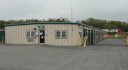 The Storage Mall - Amsterdam storage facility exterior view